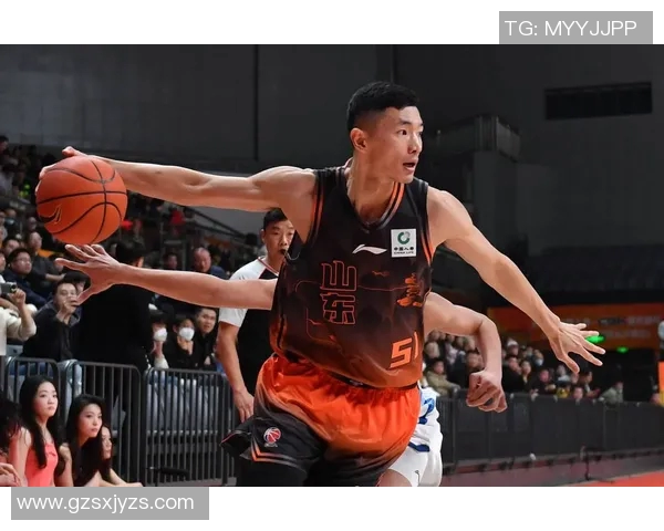 陈林坚的篮球之路：从青涩少年到职业球员的成长历程与挑战