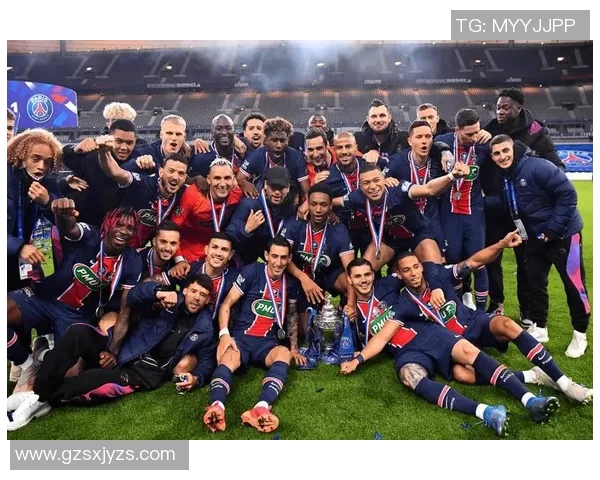 米兰与利物浦欧冠对决回顾：经典之战再现足球传奇瞬间