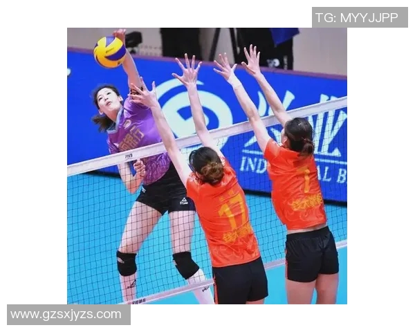 上海排球队的速度之谜：揭秘排球巨献背后的训练与策略